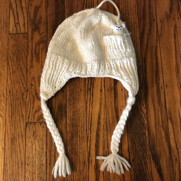 ✨5/$25 Winter hat with mini teddy bear in pocket - Picture 7 of 8